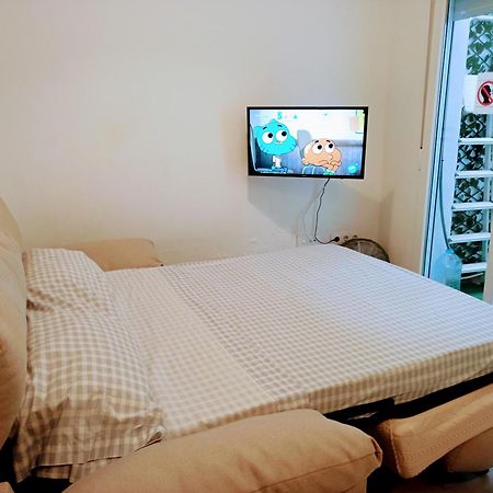 Apartamento En La Playa Las Arenas +Wifi+Ac Valenza Esterno foto
